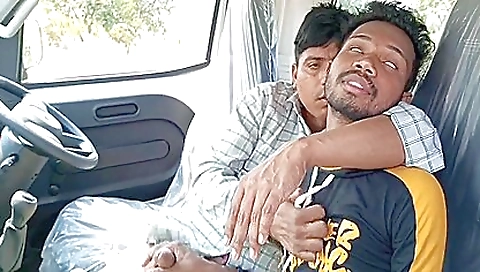 Indian girl with big booty gets her ass fucked on the car