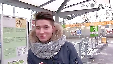 Beautiful young slut gets her ass fucked in sexy public xxx clip